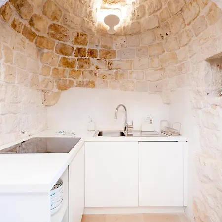 Trulli Cicerali , Trulli Design Con Piscina Panoramica Villa Ostuni
